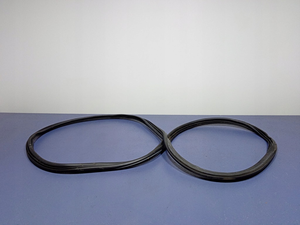 Joint de hayon Ford Puma Mk2 A-841205-01 image 2