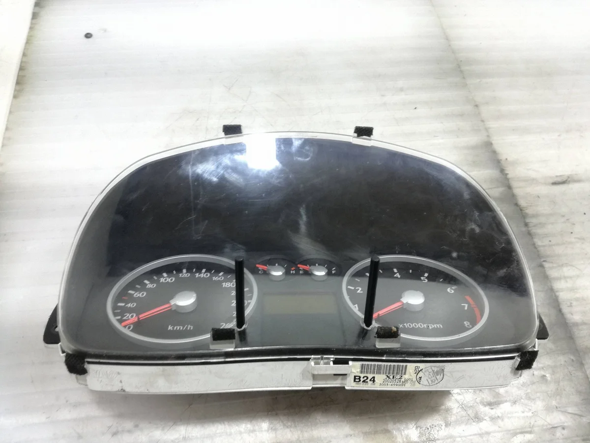 Compteur Hyundai Coupe 2006 2000cm3 OEM 20020528 image 2
