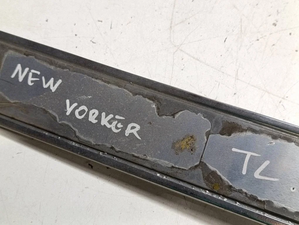 Chrysler New Yorker Dachleiste Chrom Links Hinten image 10