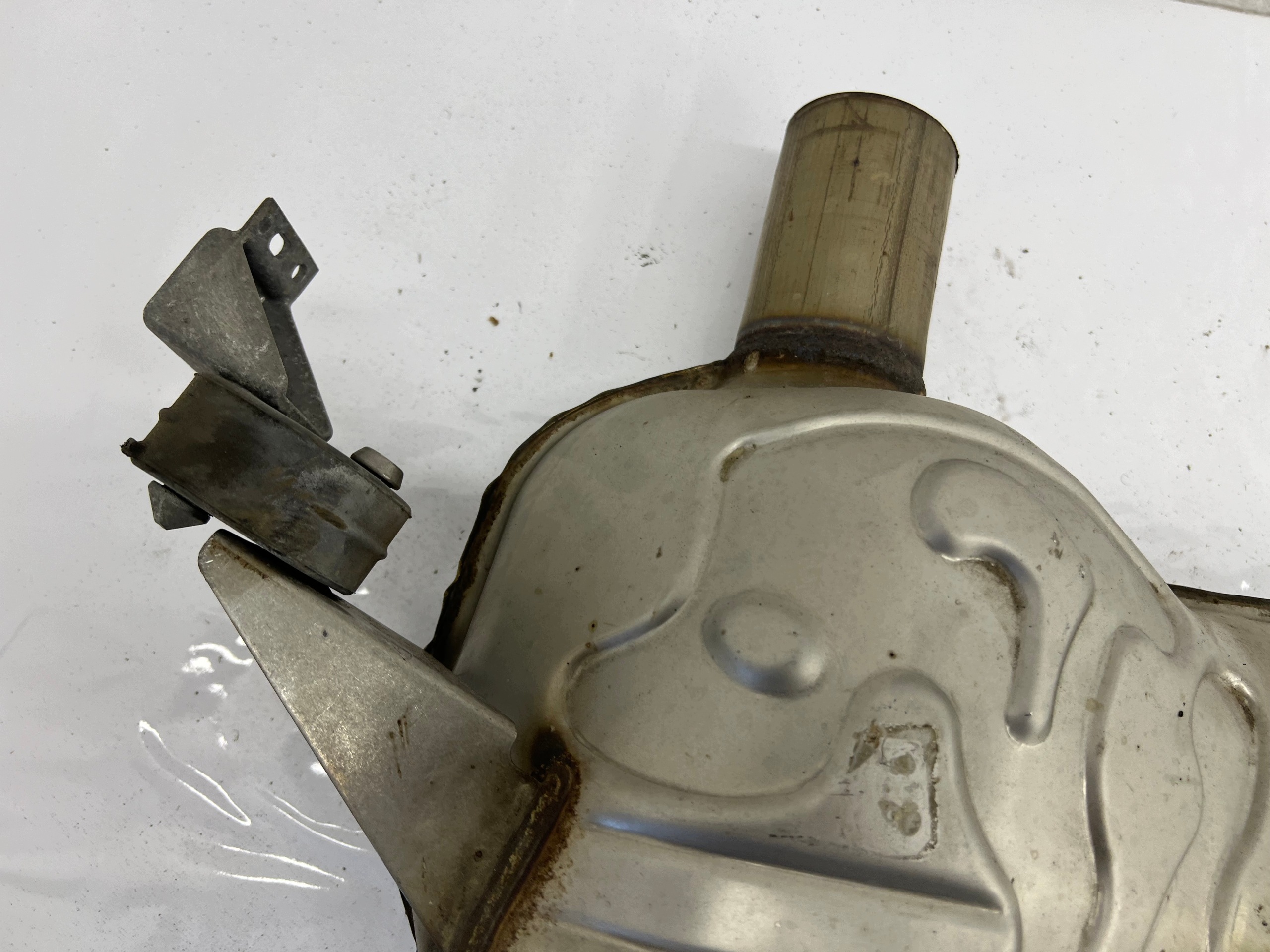 Tubo de escape central Audi A4 B9 A5 II 8W0253411 image 3