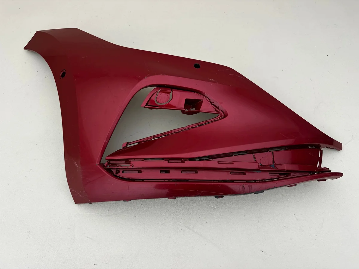VW Arteon 20R Bumper Corner Right Front Used
