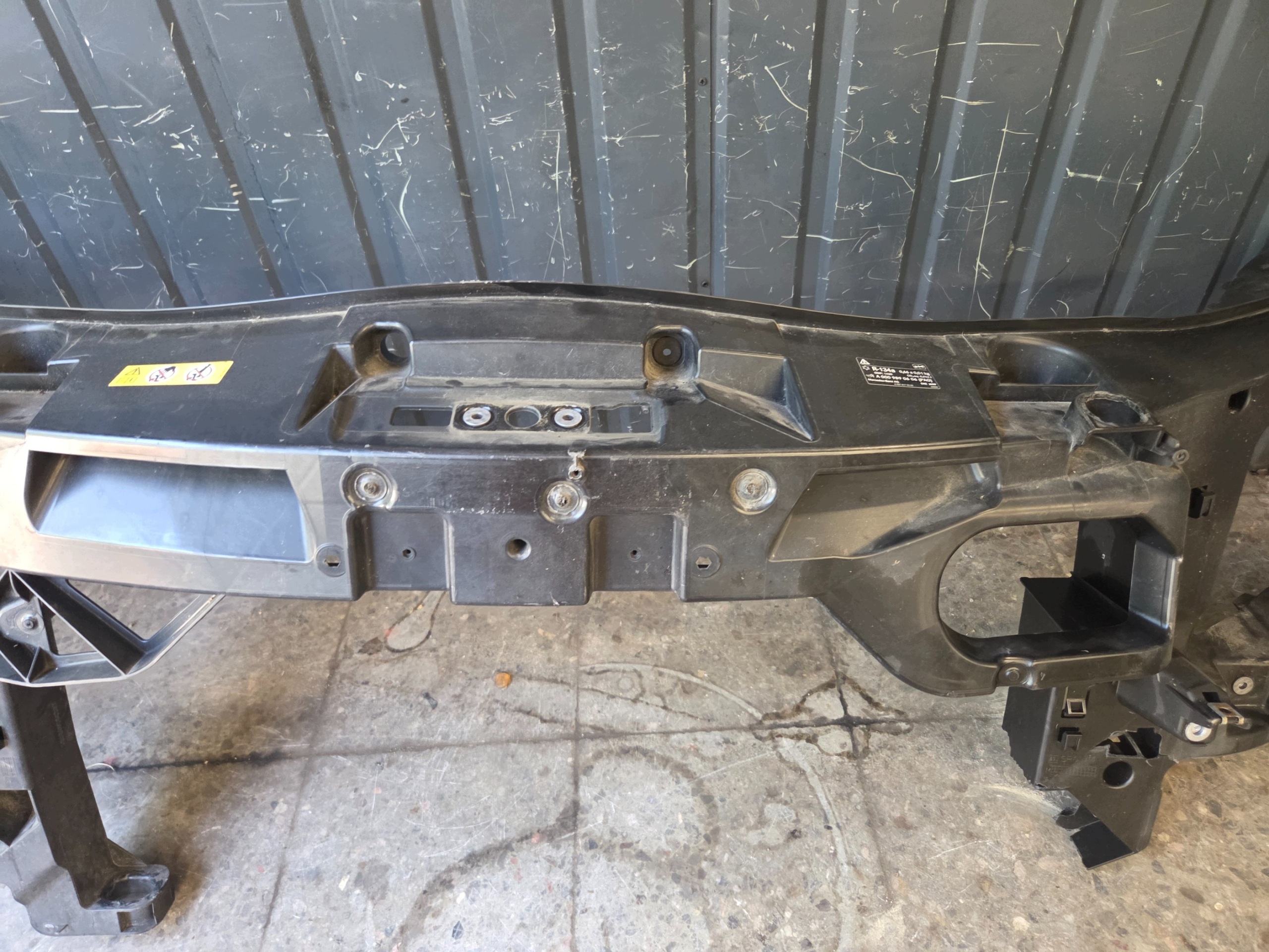 Avant Mercedes-Benz Sprinter W907 W910 A0009890606 image 4