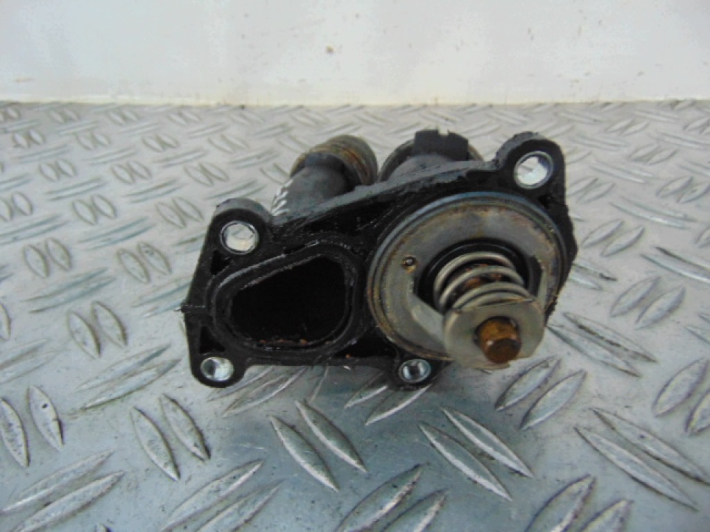 FORD FIESTA TERMOSTAATTIKOTELO I-127875-