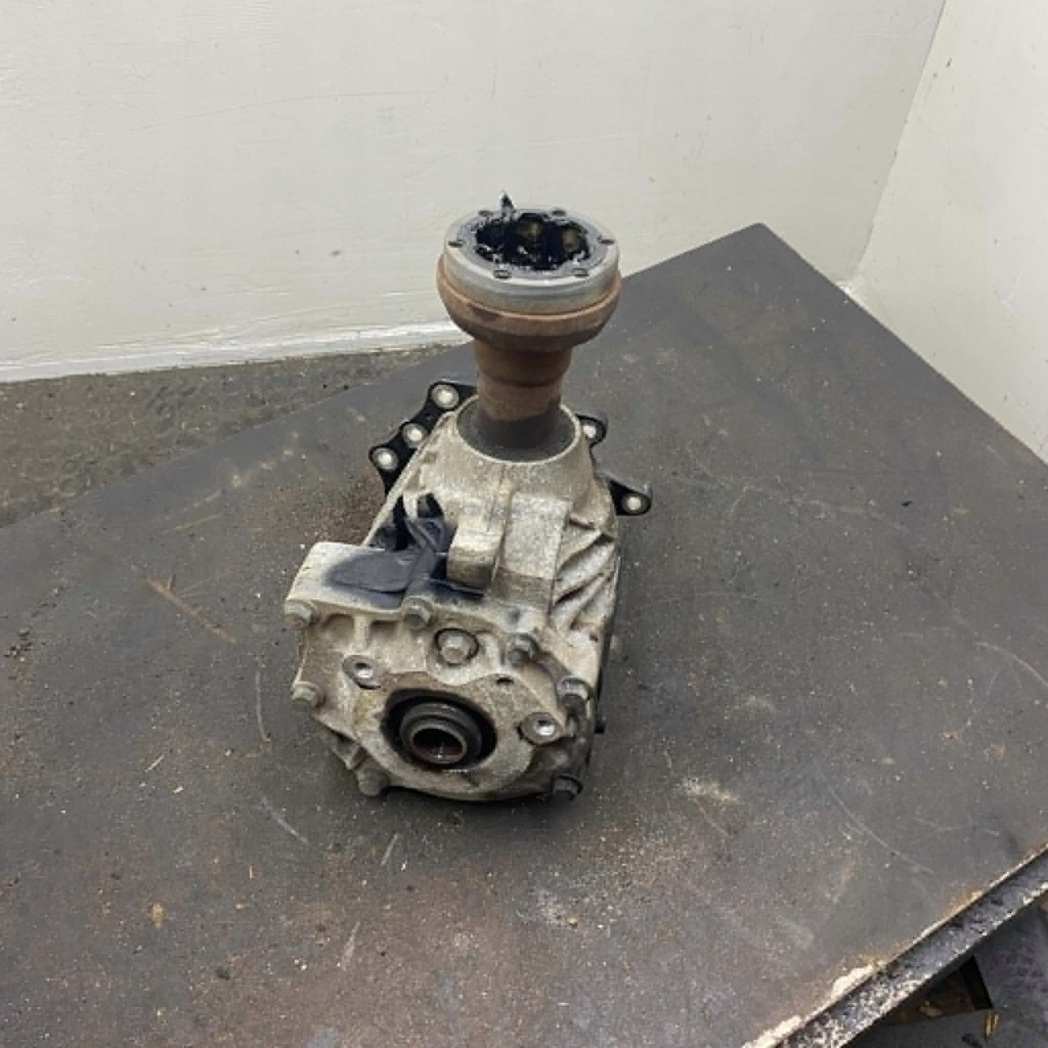 Redutor Automático Volvo OE 31256171 Usado image 2