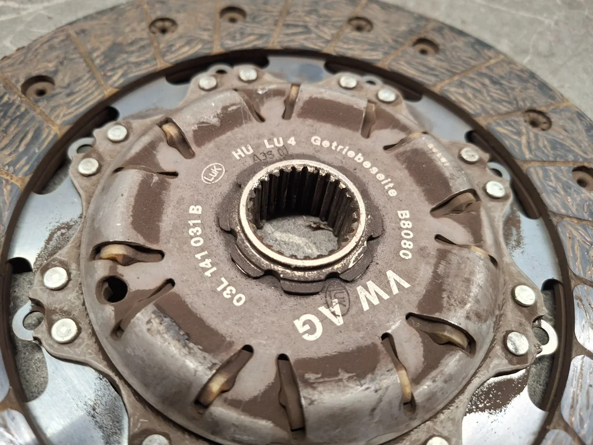 Koppeling VW T5 03L141031B Gebruikt image 6