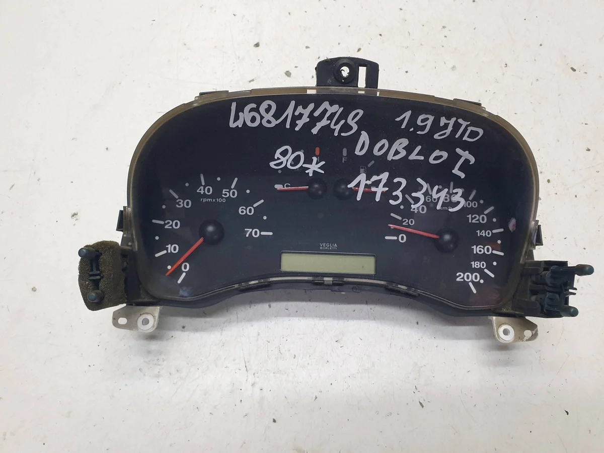Fiat Doblo I 1.9 JTD Instrument Cluster