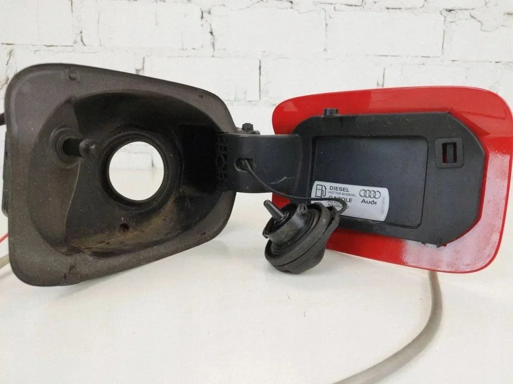 Sportello serbatoio Audi Q3 (8U) 8U0809906B image 3
