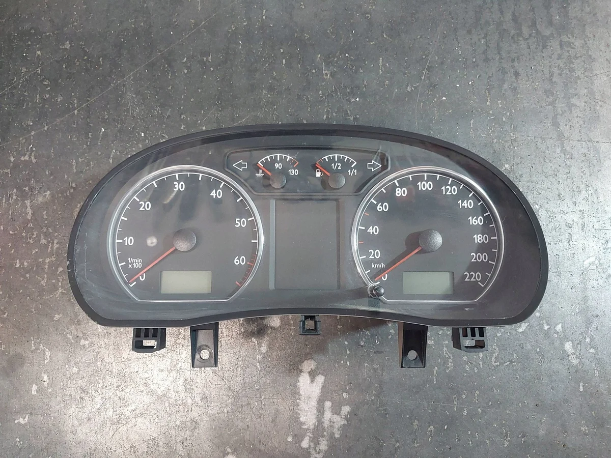 Volkswagen OE 6Q0920802 Instrument Cluster