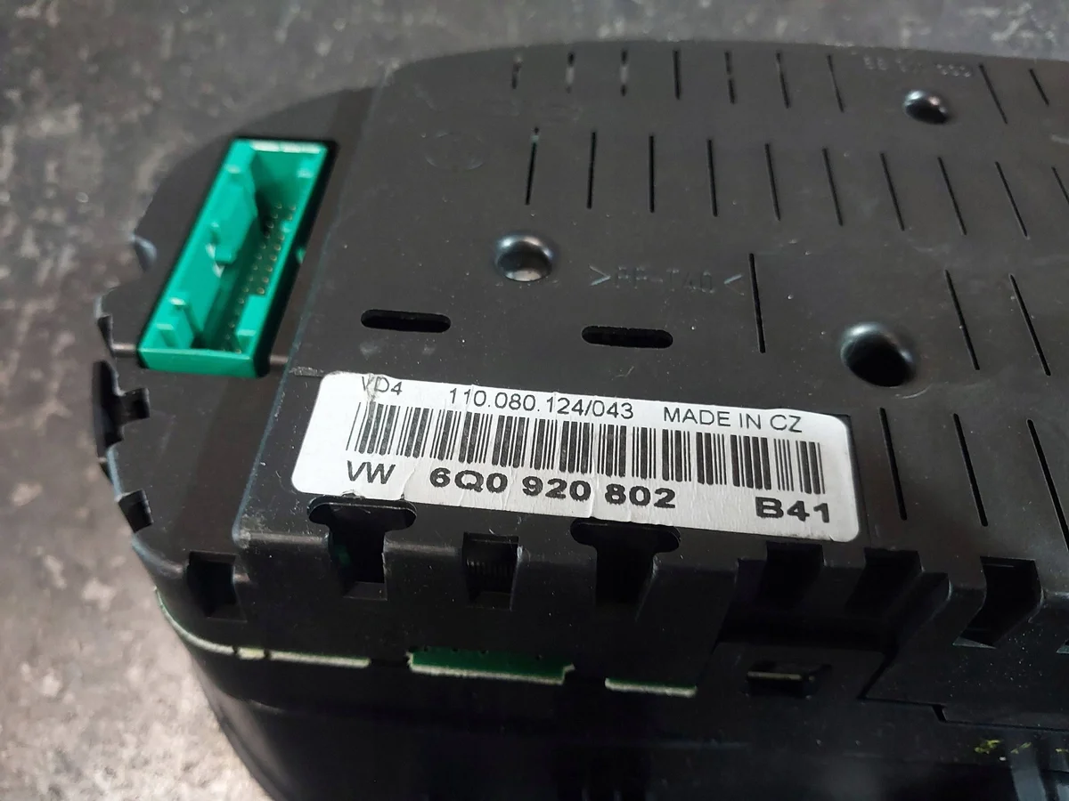 Volkswagen OE 6Q0920802 - Compteur image 7