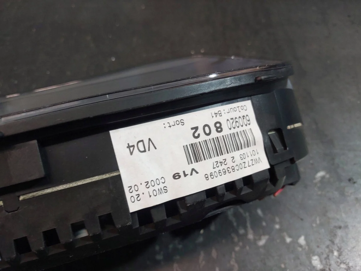 Volkswagen OE 6Q0920802 - Compteur image 8