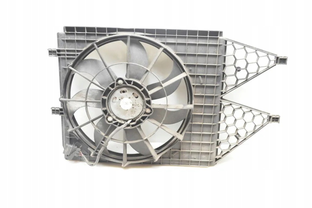 Koelventilator Behuizing Skoda Rapid 1.6 TDI image 2