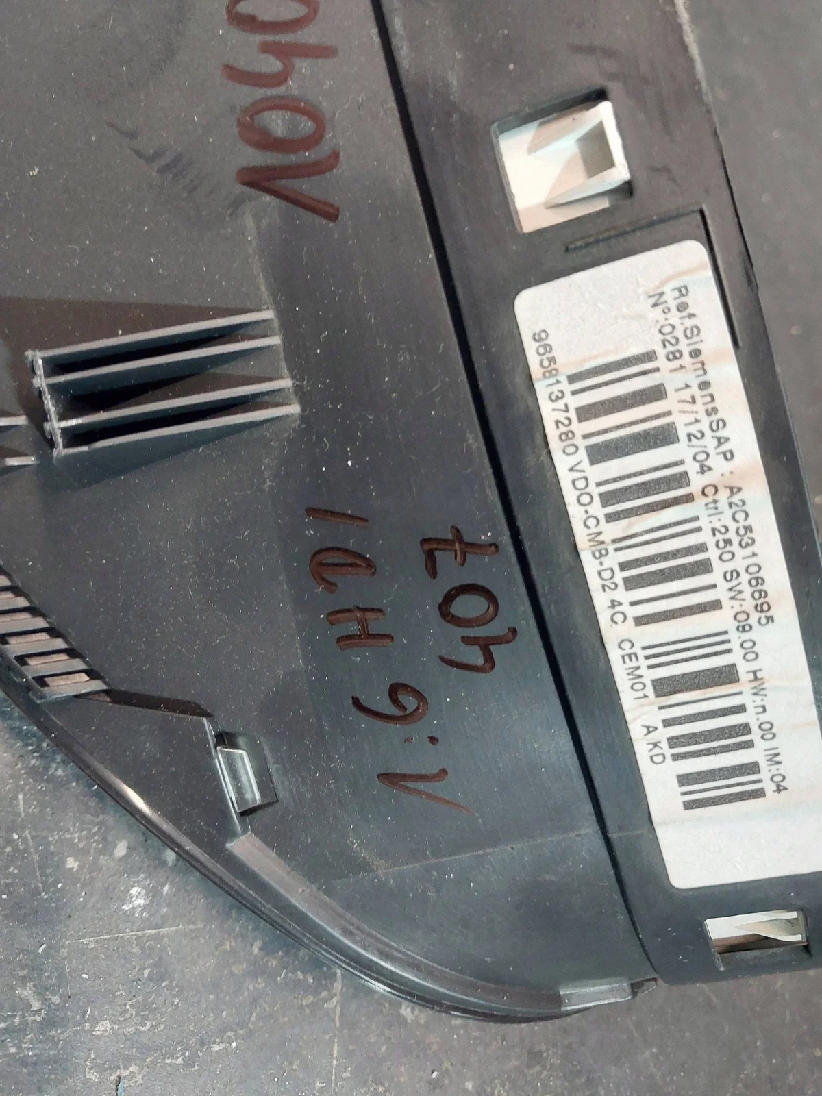 Compteur Peugeot OE 9658137280 image 5