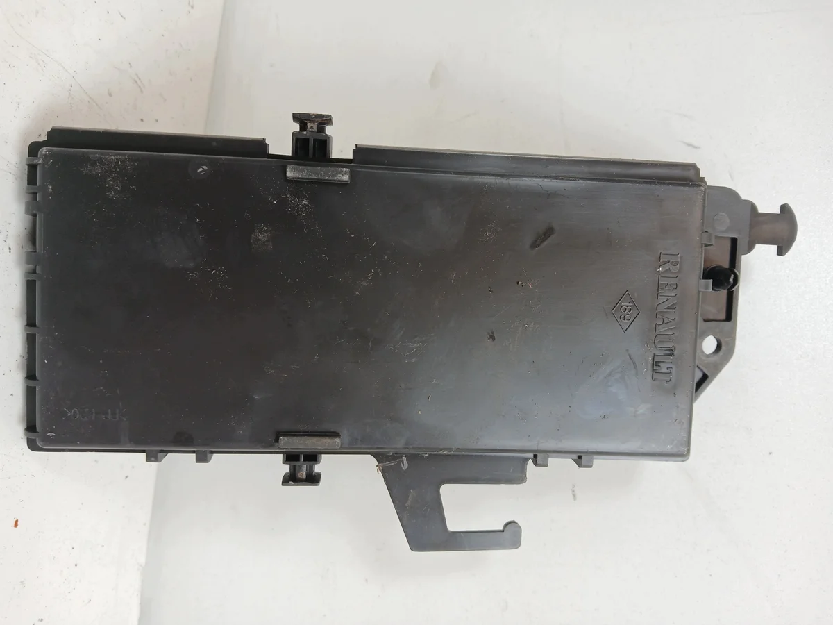Module confort Renault Espace IV 8200029725D image 3
