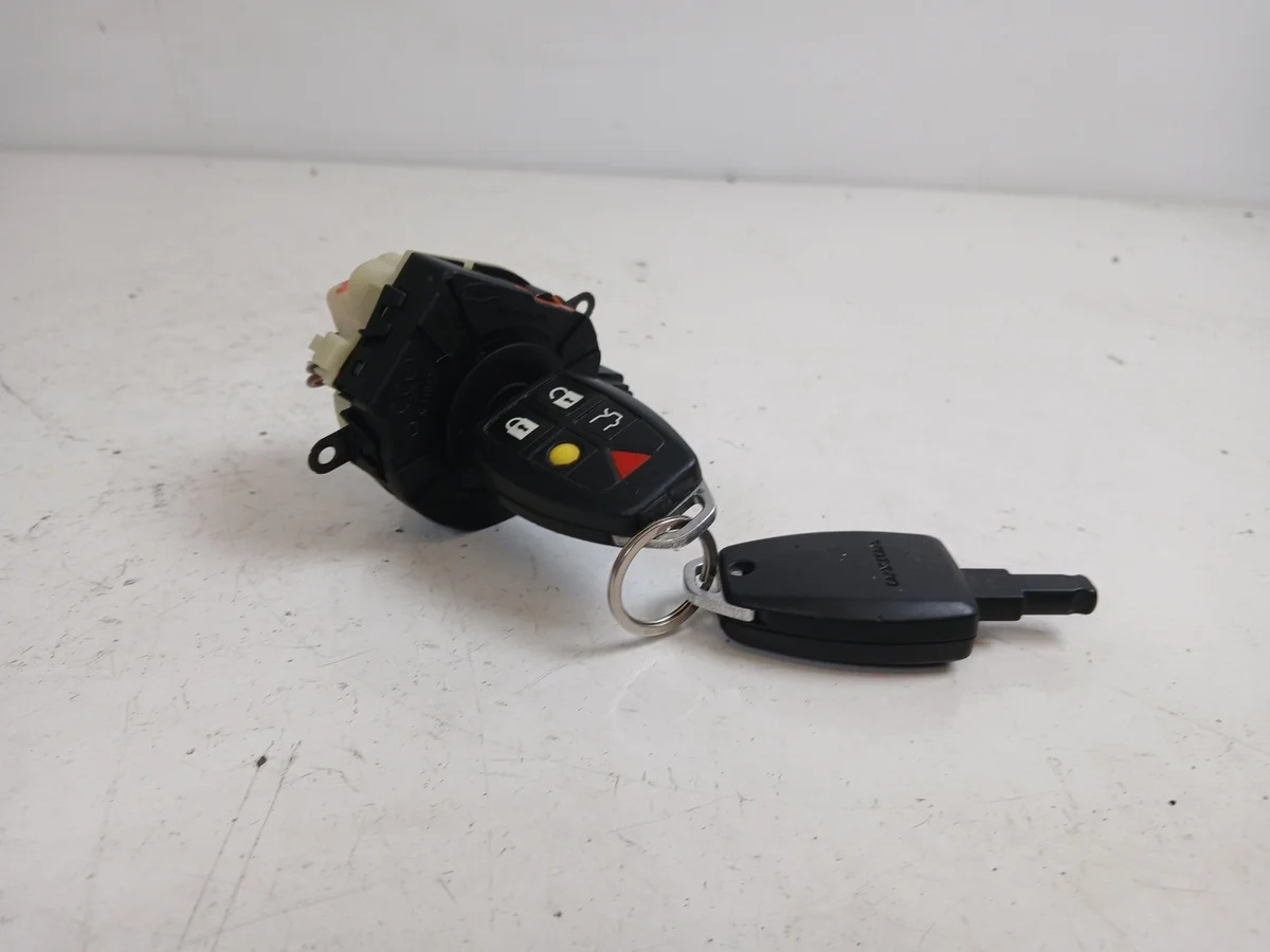 Volvo V50 S40 II virtalukko 30659838