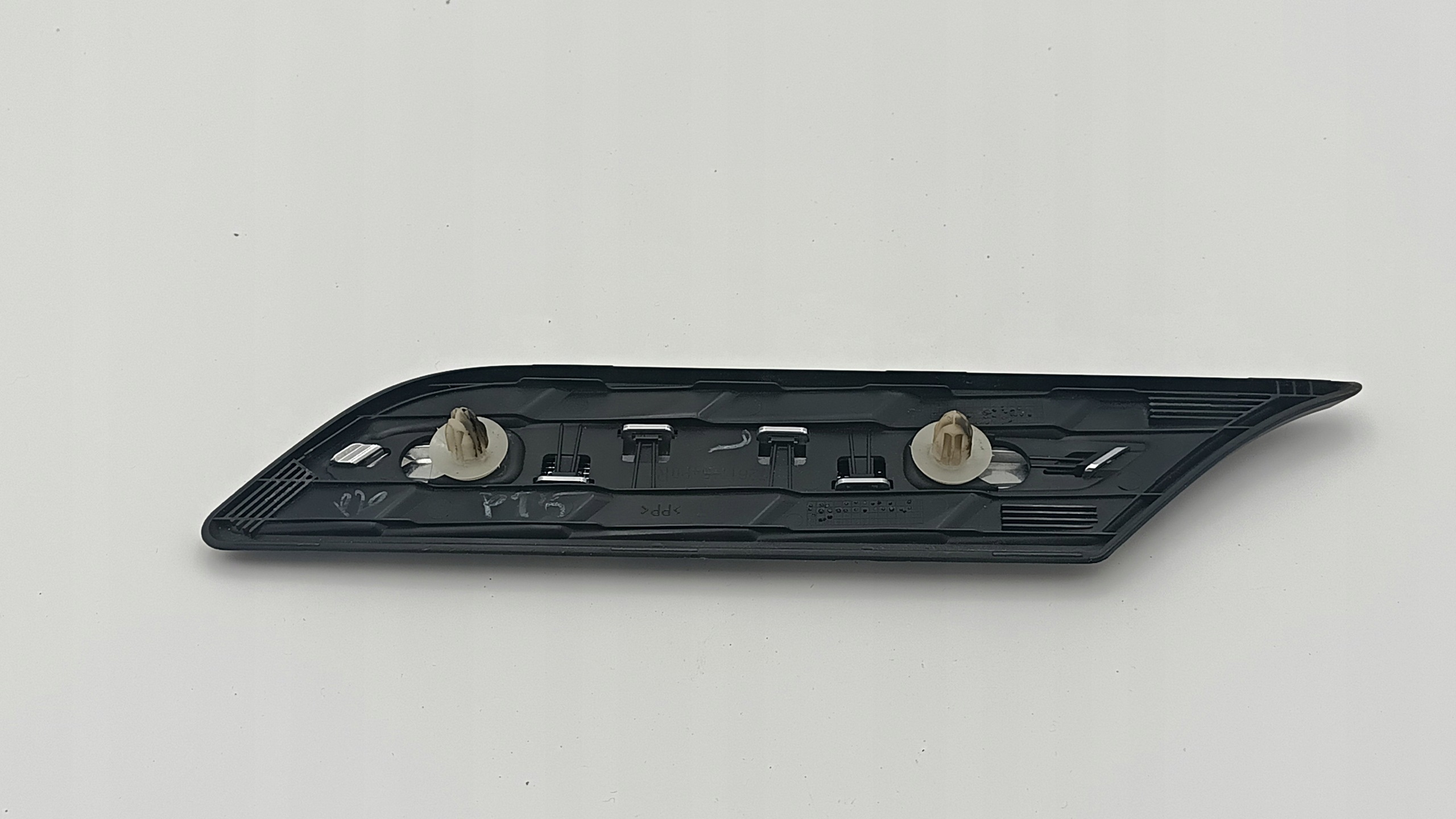 Suzuki Vitara 2019 Kotflügelverkleidung FBZ17653