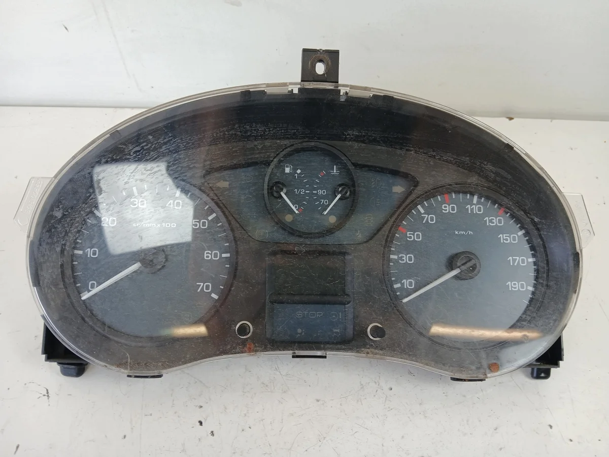 Citroen Berlingo II 1.6 HDI Instrument Cluster