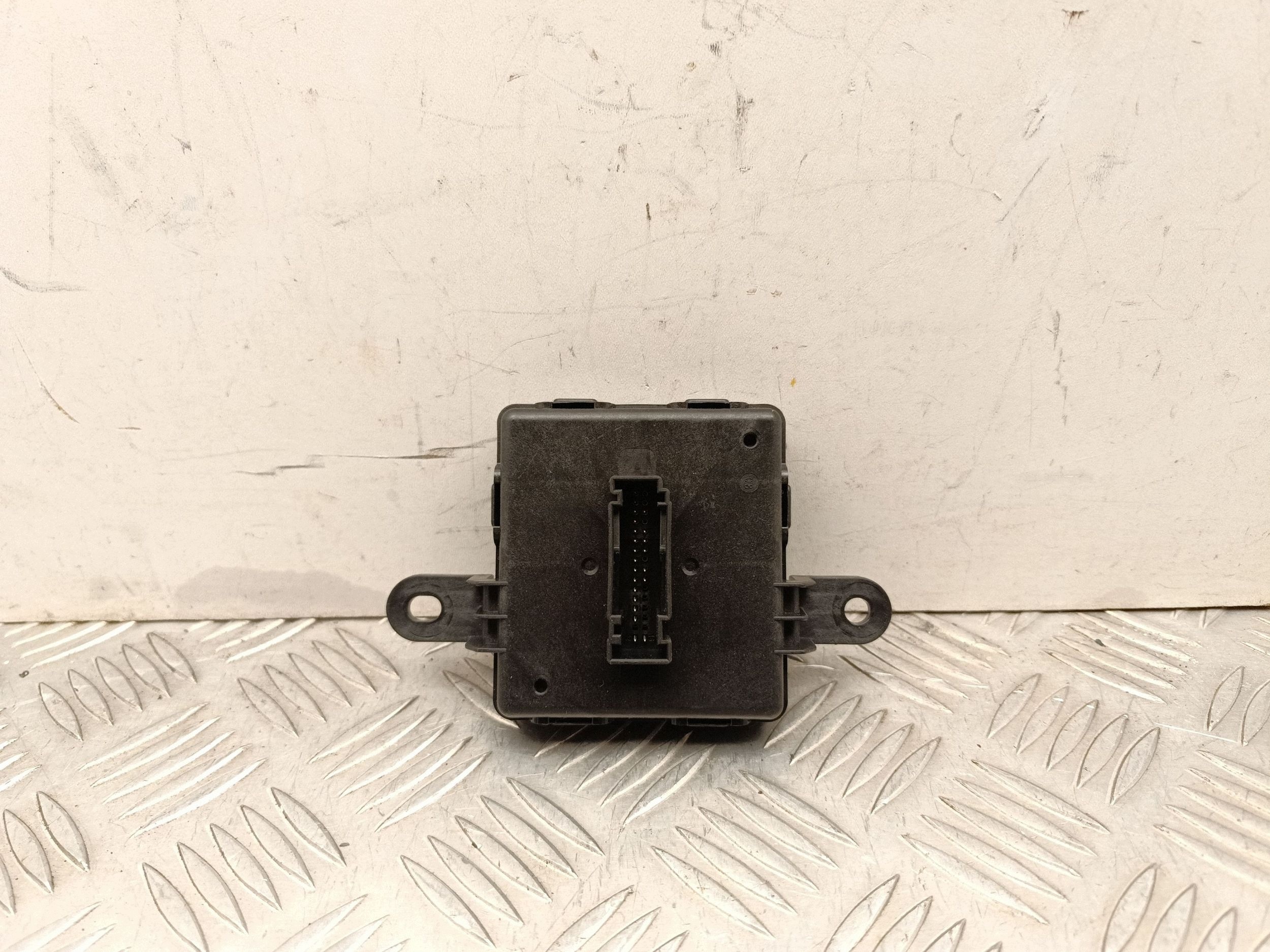 Módulo KESSY Skoda Enyaq iV 5WA959436AD image 2