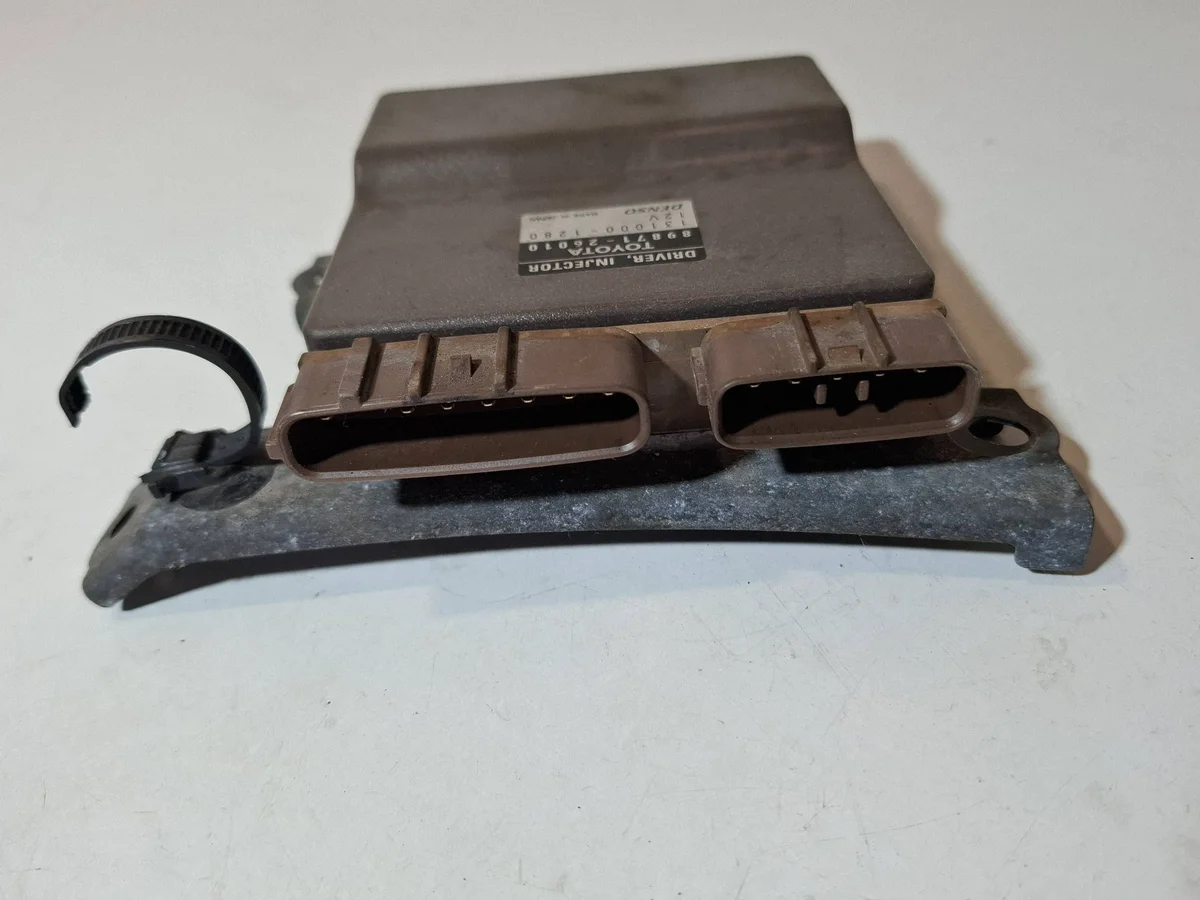 Module d'injection Toyota RAV-4 II 2.0 D-4D image 3