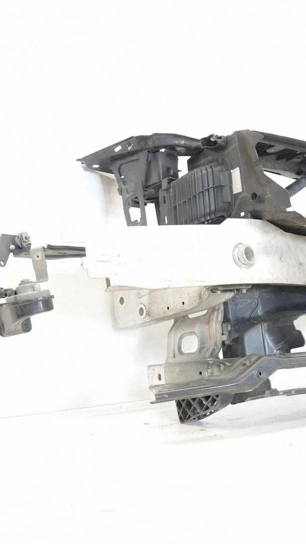 Balk fram BMW F30 F31 7266194 image 3