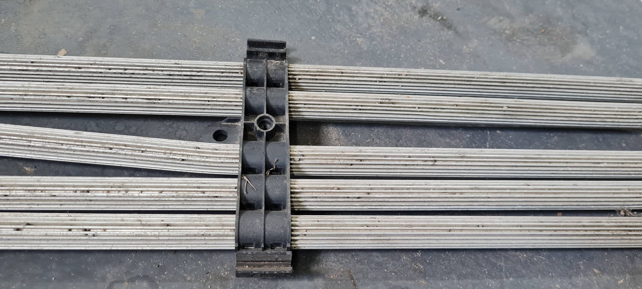 Audi A6 C7 4G 3.0 TDI radiateur carburant image 4