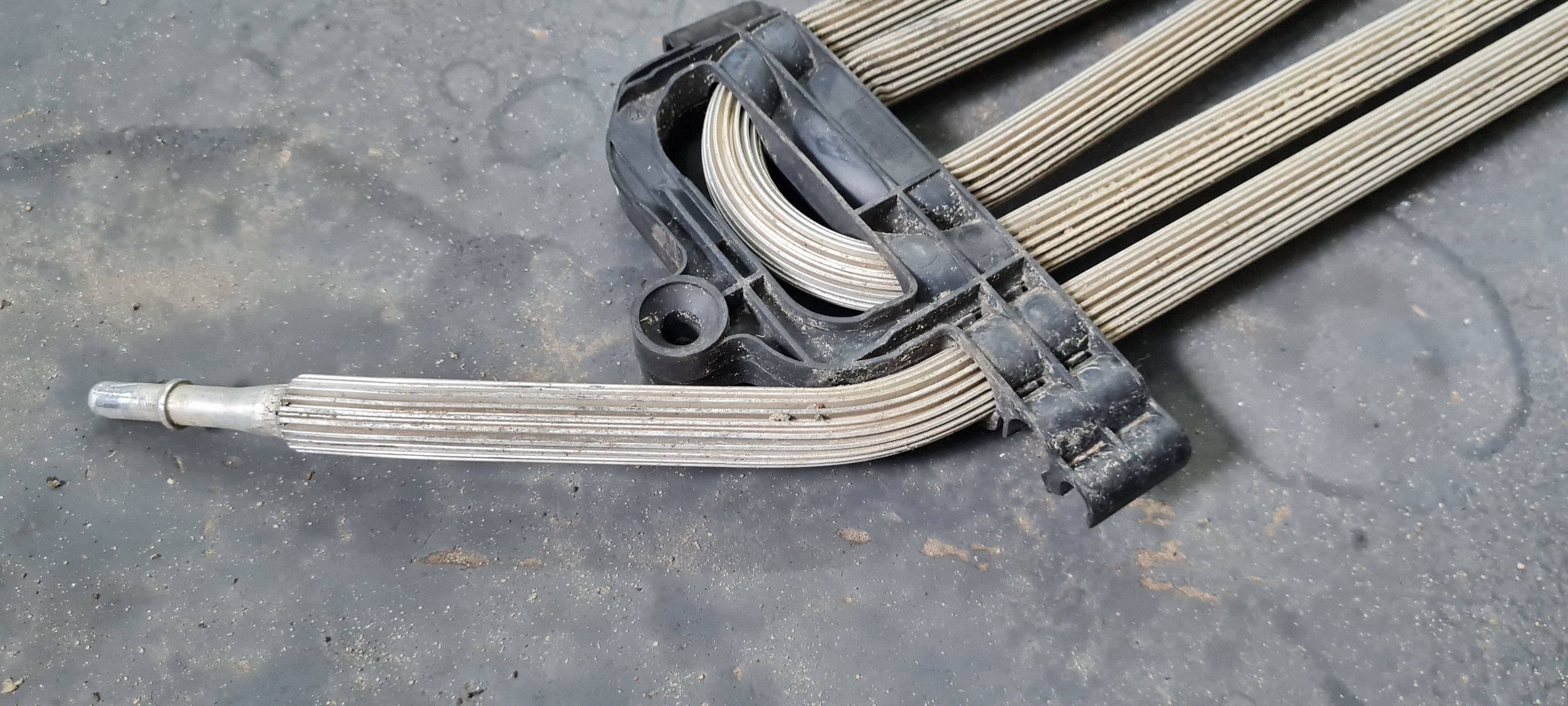 Audi A6 C7 4G 3.0 TDI radiateur carburant image 10