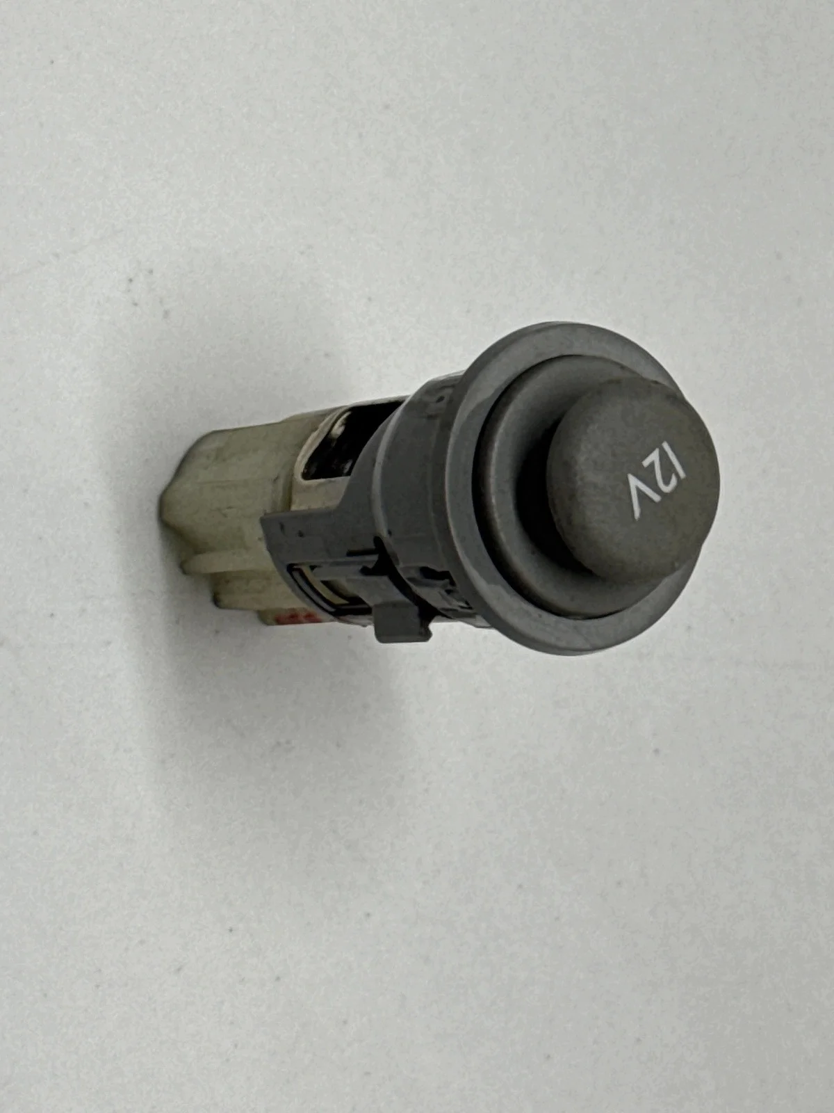 Renault Trafic II 01-14 Cigarette Lighter Socket thumbnail 1