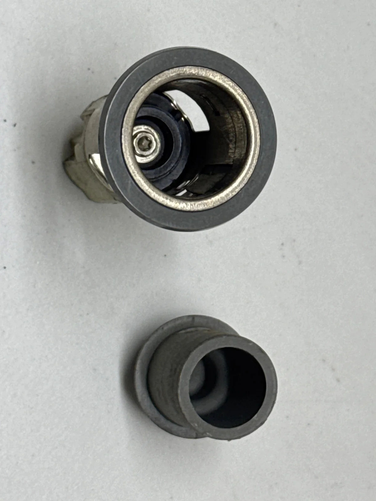 Renault Trafic II 01-14 Cigarette Lighter Socket thumbnail 3