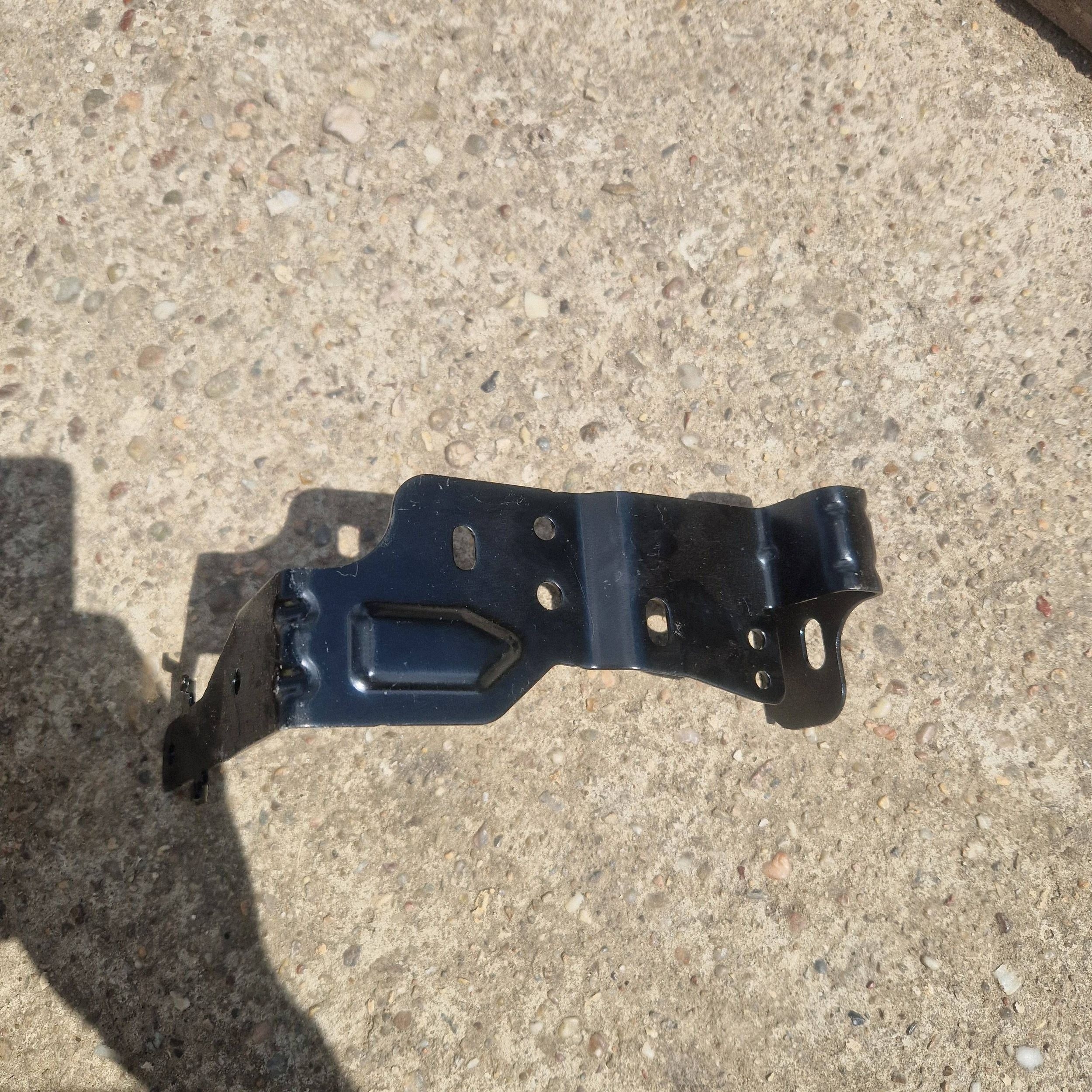 Support faisceau module Ford Transit Custom MK8 image 4