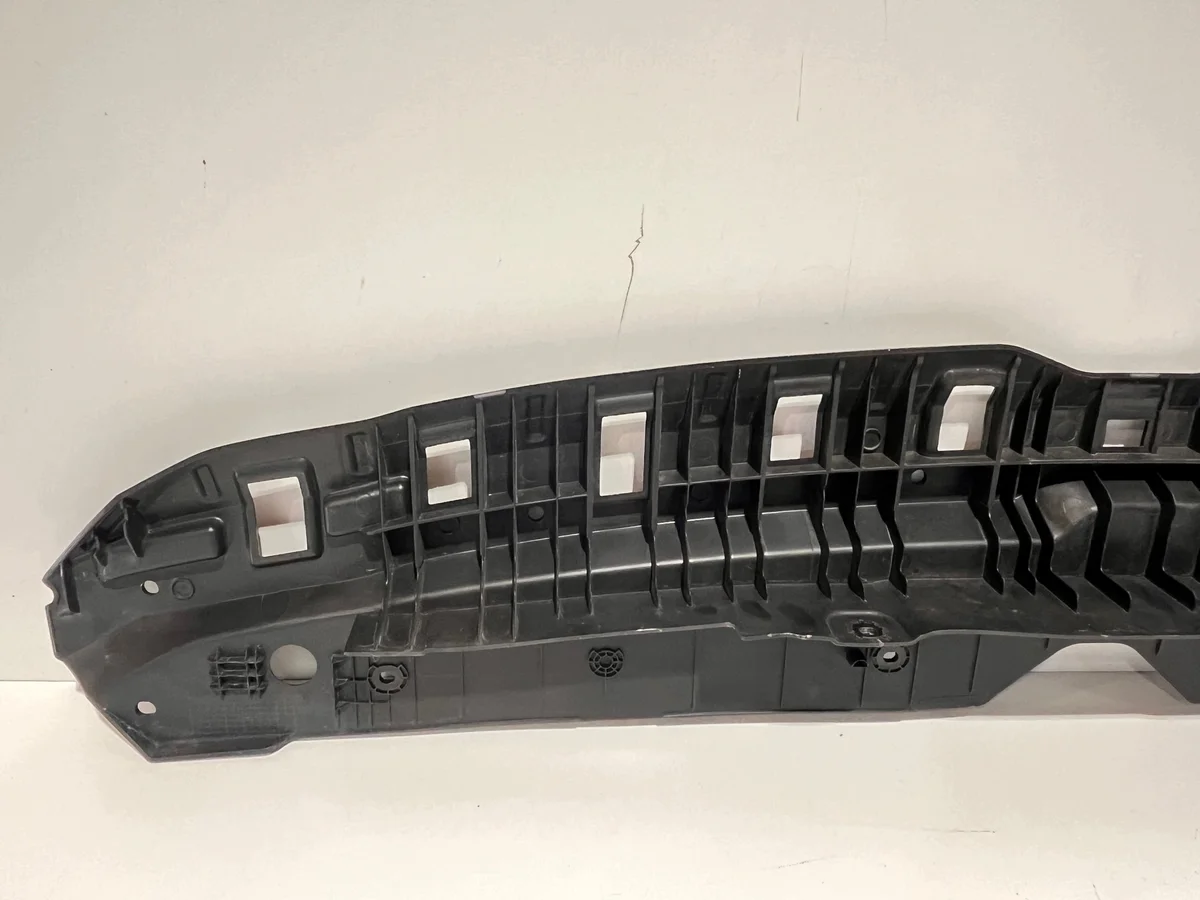 Hyundai i20 II Refuerzo Panel Frontal 86353-C8000 image 6
