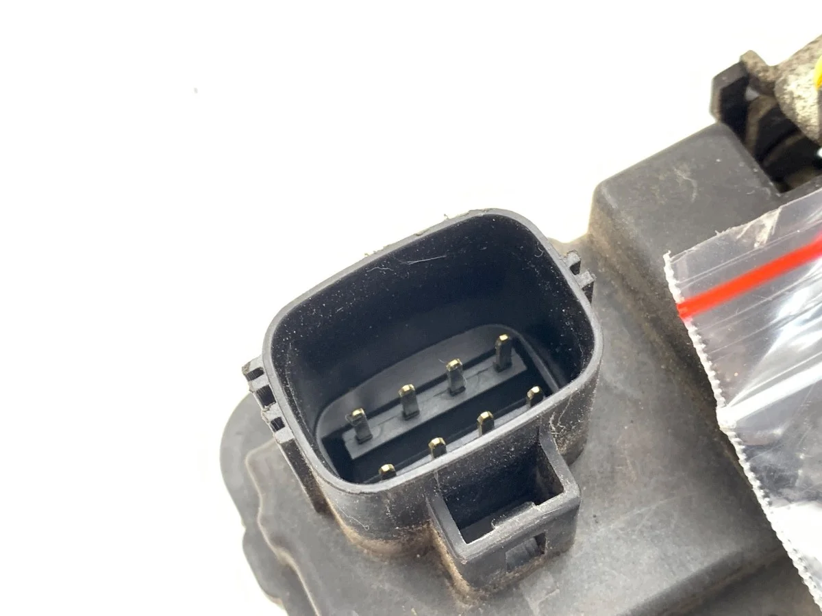 Volvo XC90 Front Right Door Lock 30699748 image 4