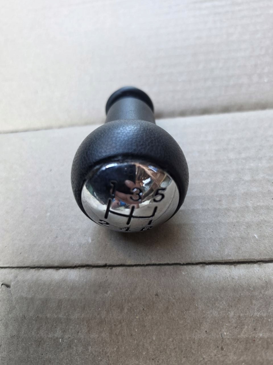 Vaihdekepin nuppi Peugeot 207, OEM 31234211
