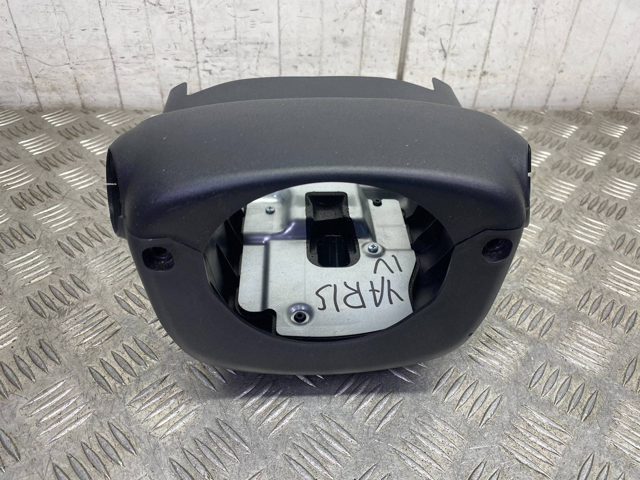 Couvre colonne direction Toyota Yaris IV Cross image 9