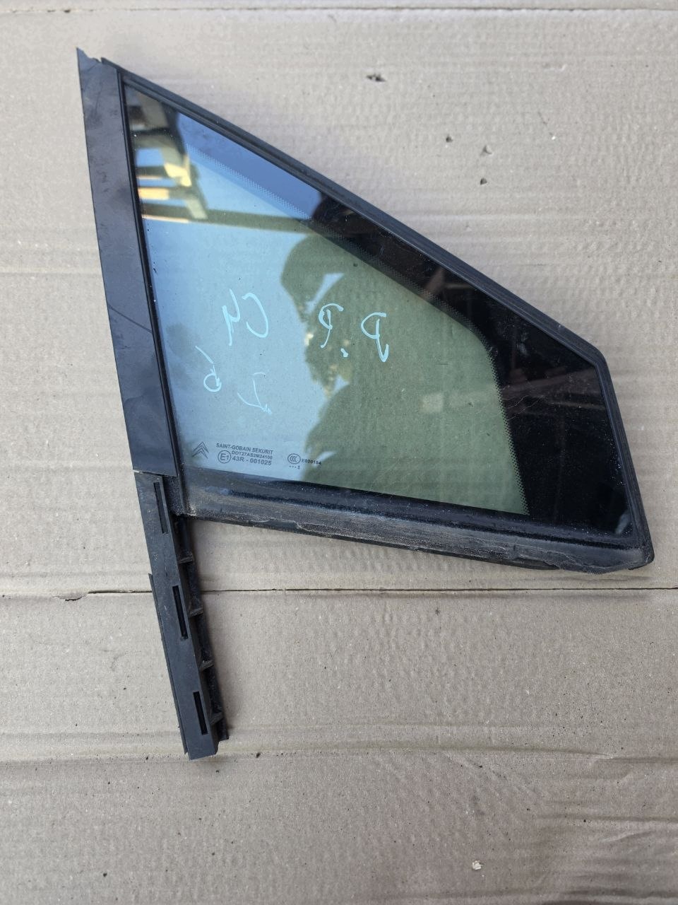 Ventana lateral derecha delantera Citroen C4 image 2