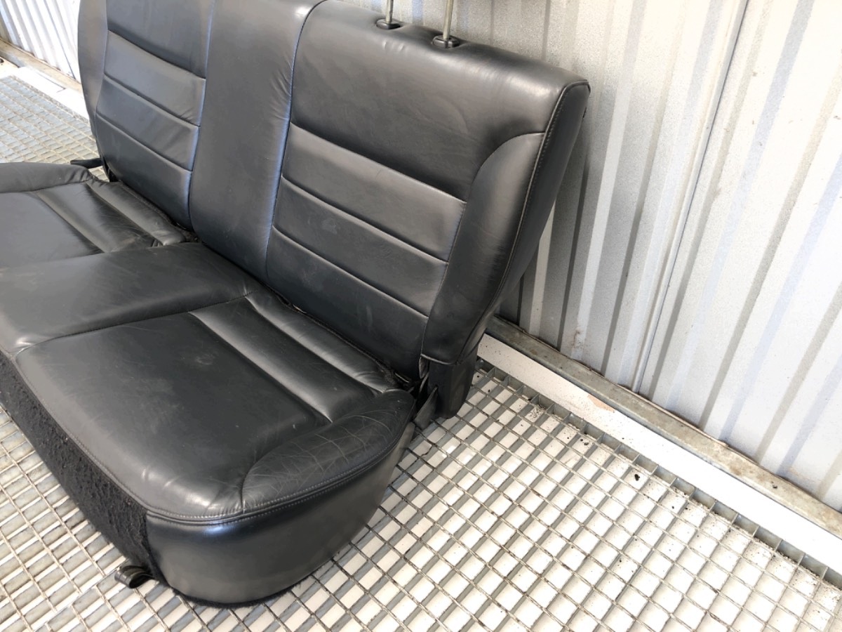 Asiento Trasero Ford Maverick SUV Usado OEM image 4