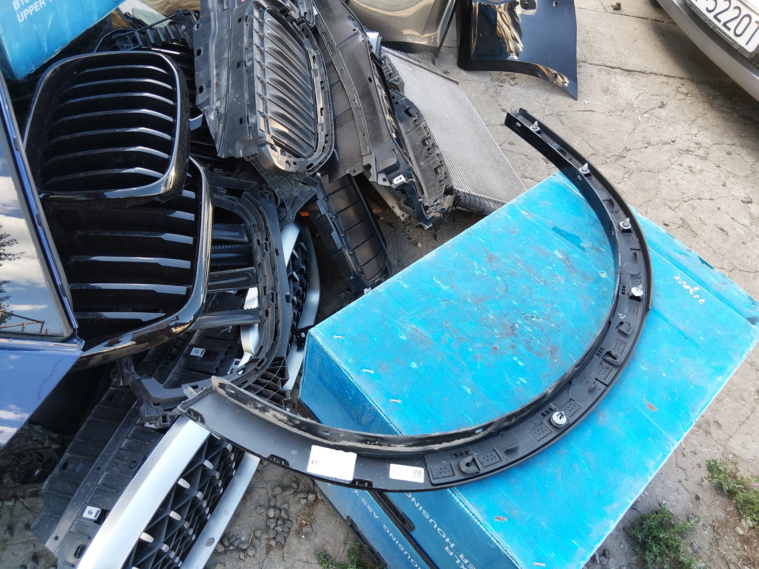 Mini Countryman U25 takalokasuoja oikea image 6