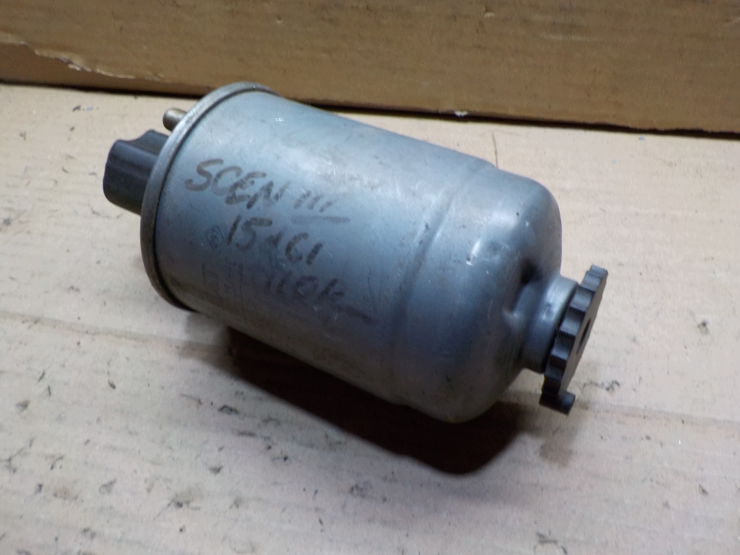 Renault Megane Scenic Laguna III 1.5 dCi Diesel Fuel Filter OEM 8201015125
