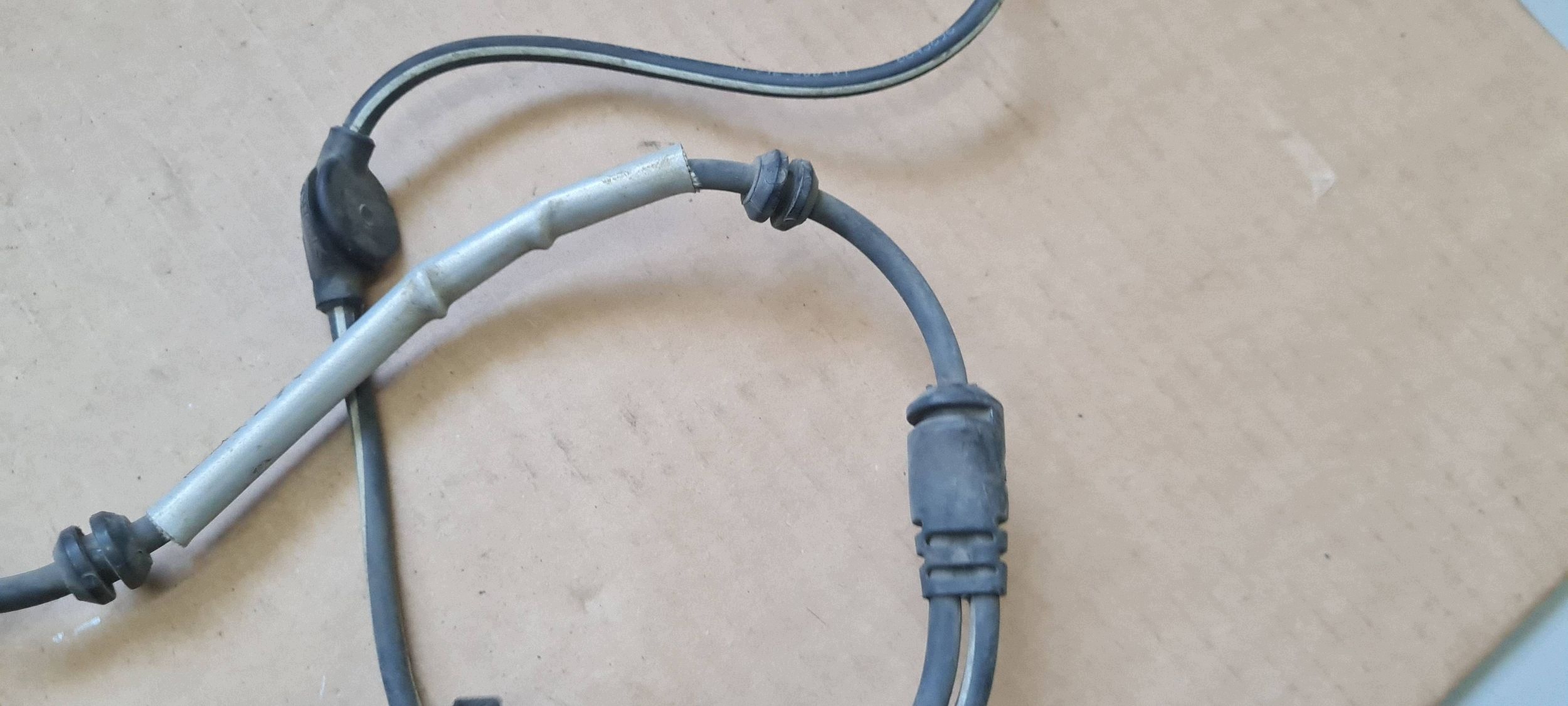 Audi A5 8W ABS Wheel Sensor Plug Left Front image 10