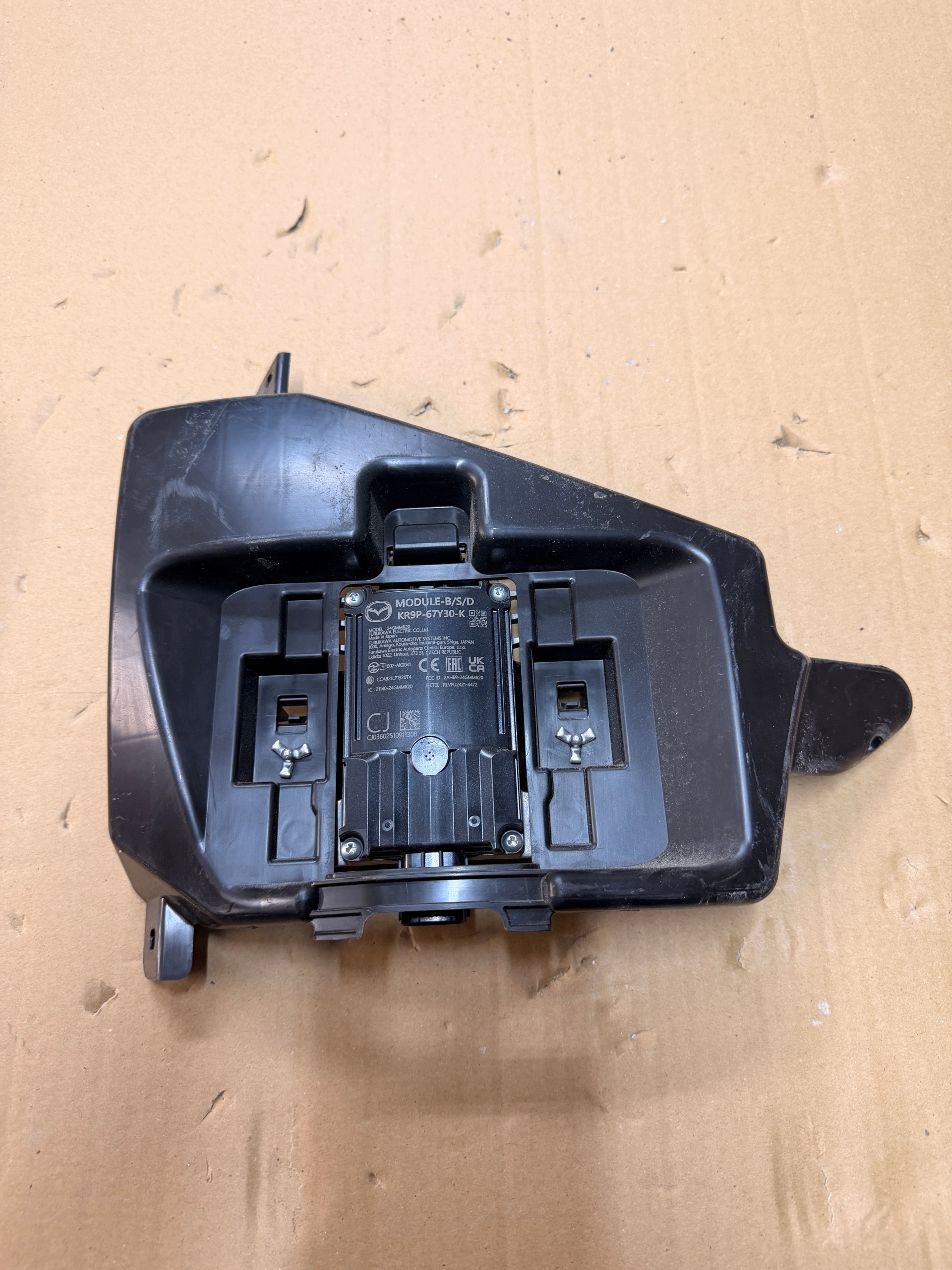 Radar filassistent Mazda 3 IV BP KR9P-67Y30-K