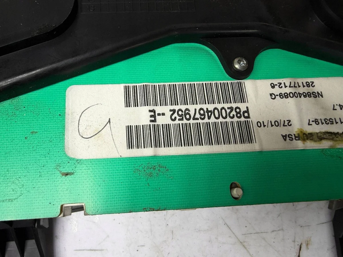 Compteur Renault Master II P8200467952E image 3