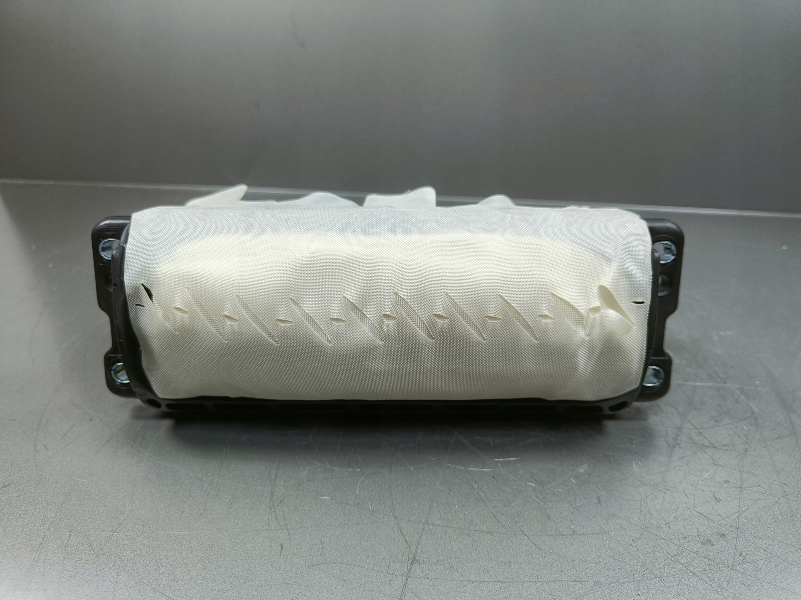 Airbag passager VW Passat B7 CC 2012 OEM 3AA880204