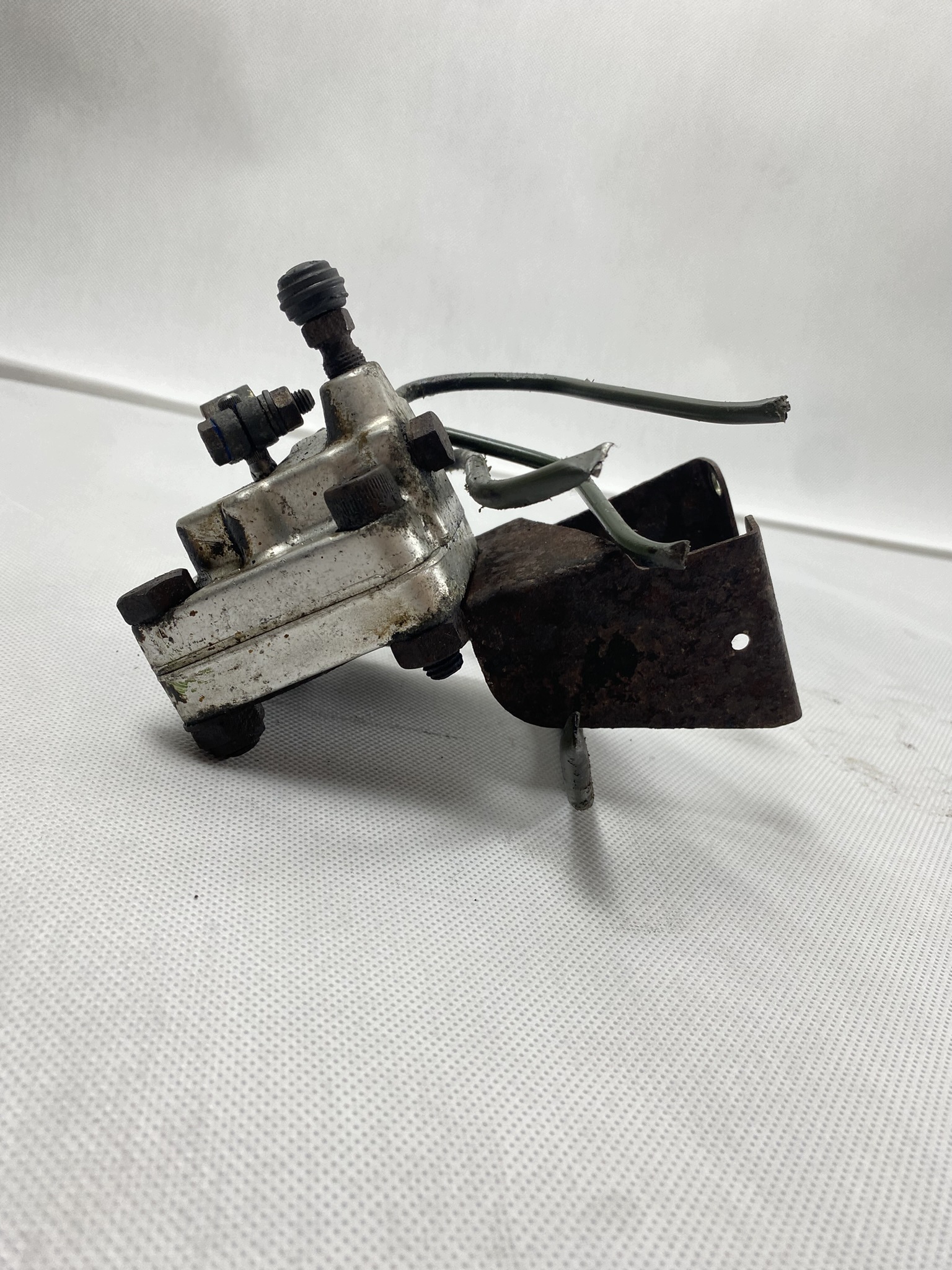 Regulator vering achter Mercedes W123 W124 image 5