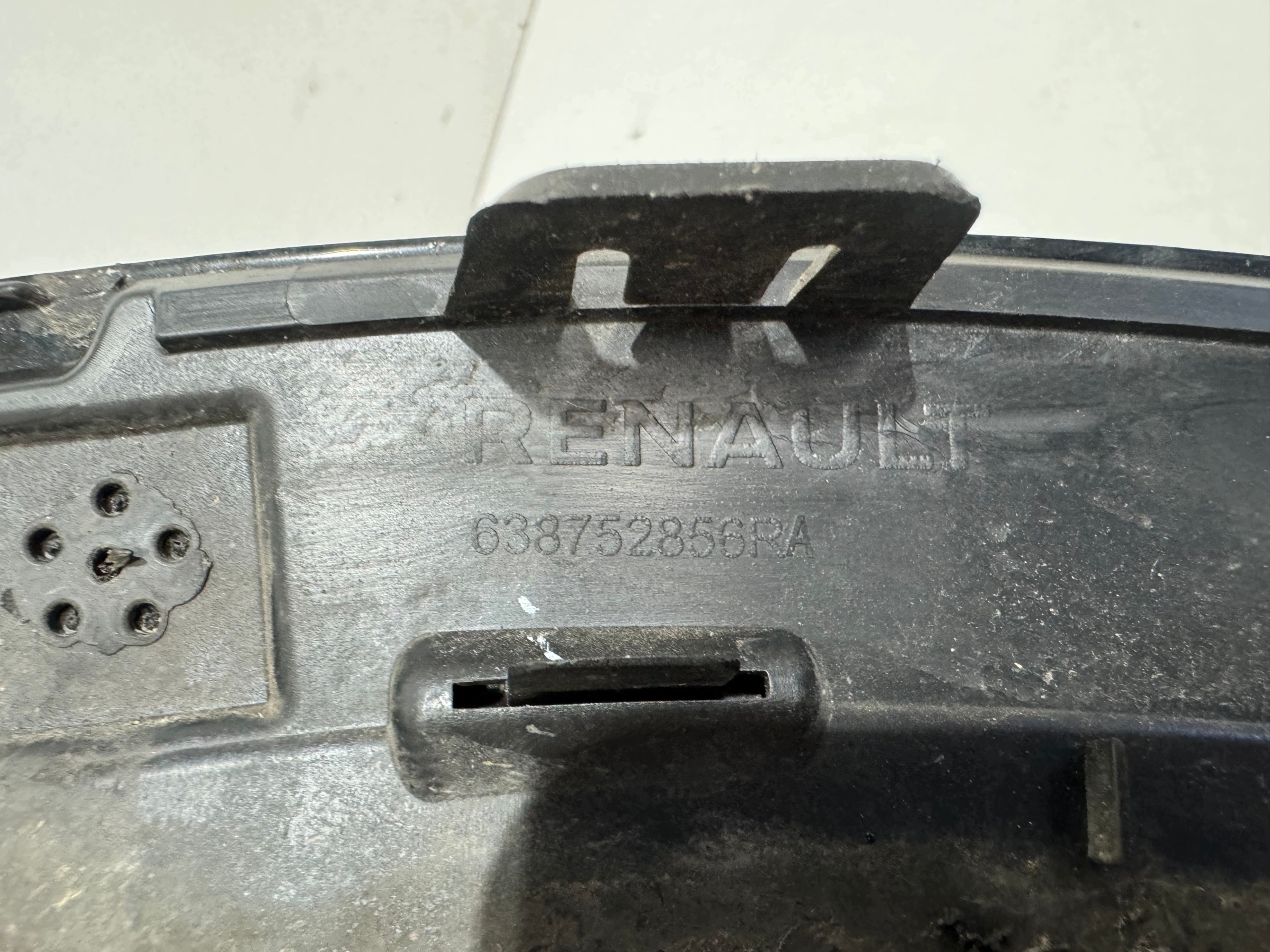 Renault Austral Moldura Paralama Esquerda Usada image 7