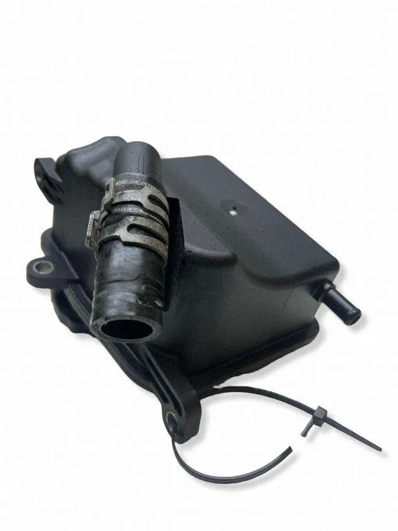 Réservoir direction assistée Mercedes E200 CGI W212 image 8