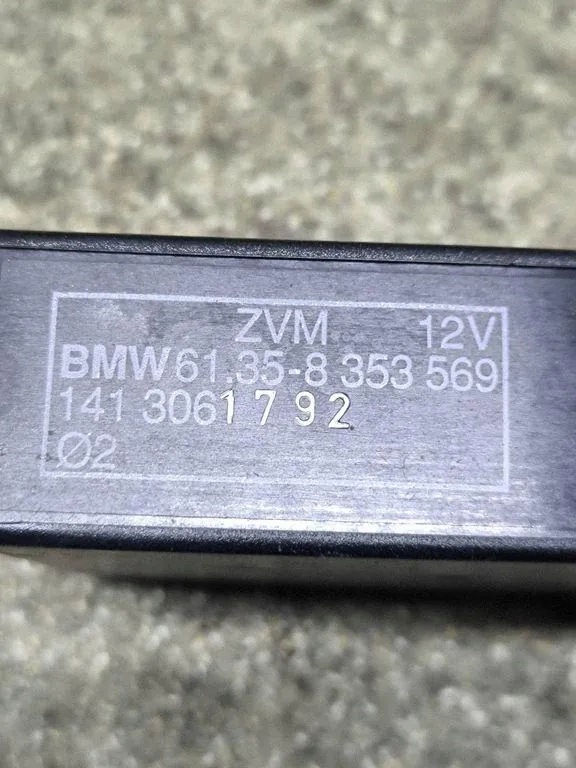 Module de commande de verrouillage central BMW E36 61358353569 image 4