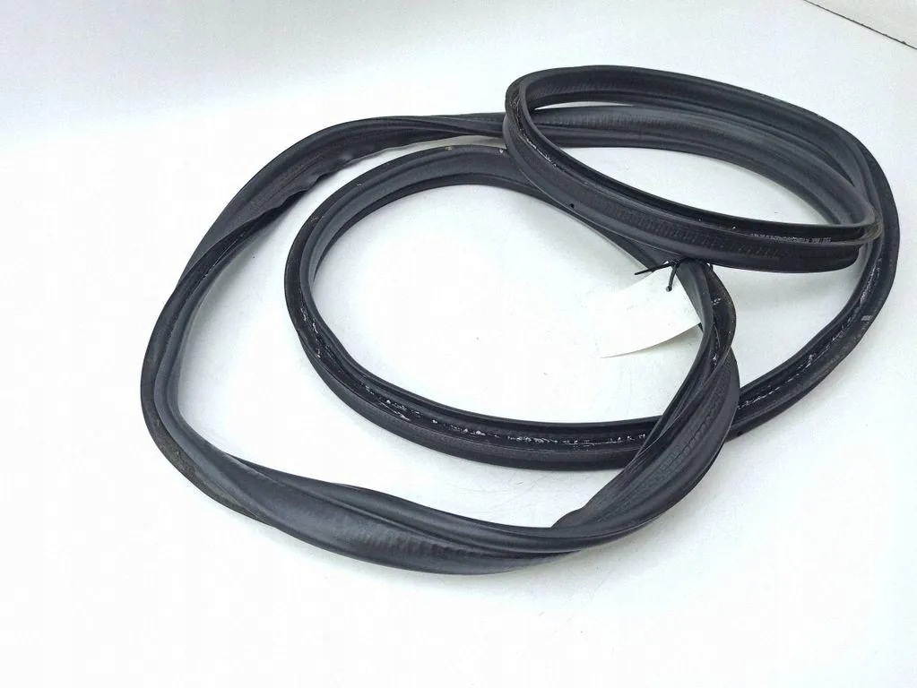 Dichtung Kofferraum Heckklappe Mercedes GLK X204 image 3