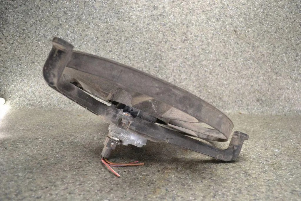 VW Polo 6N2 front frame 6N0121209F image 3