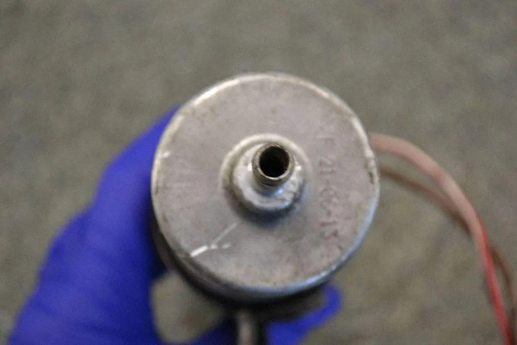 Filtre à carburant BMW OE 13327793672 image 4