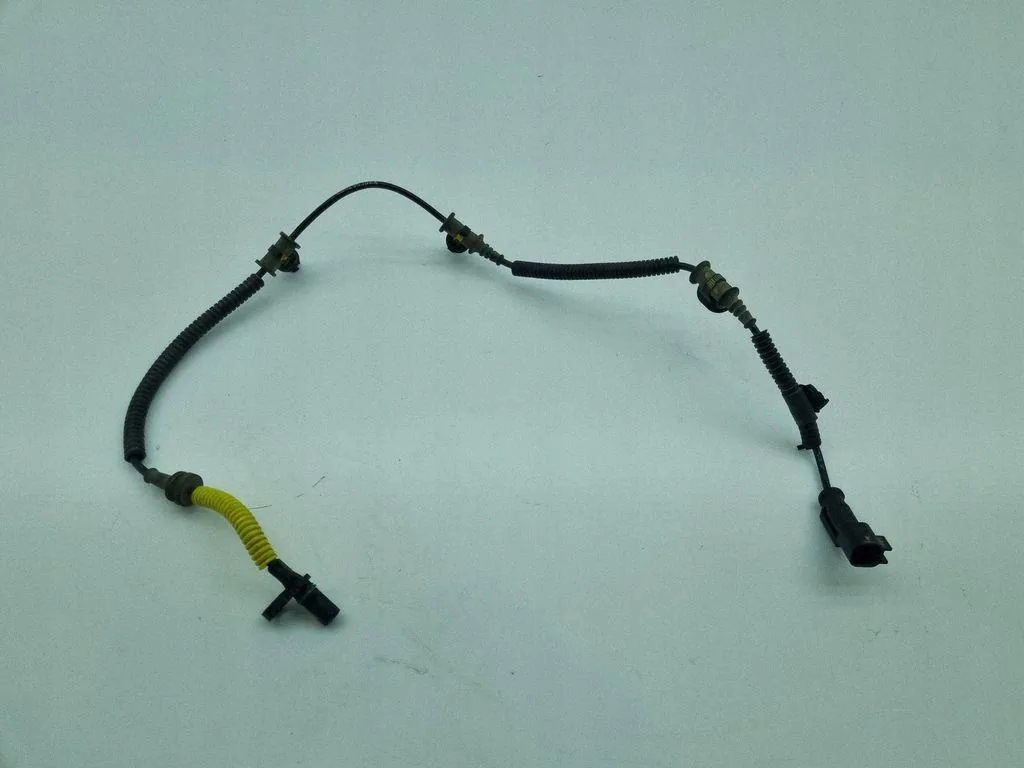 2021 Chrysler Pacifica Rear ABS Sensor image 3