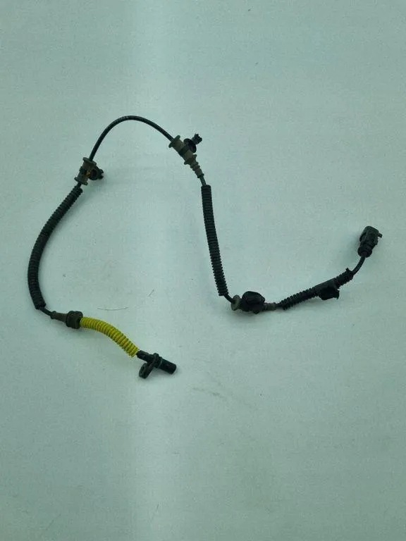 2021 Chrysler Pacifica Rear ABS Sensor image 4
