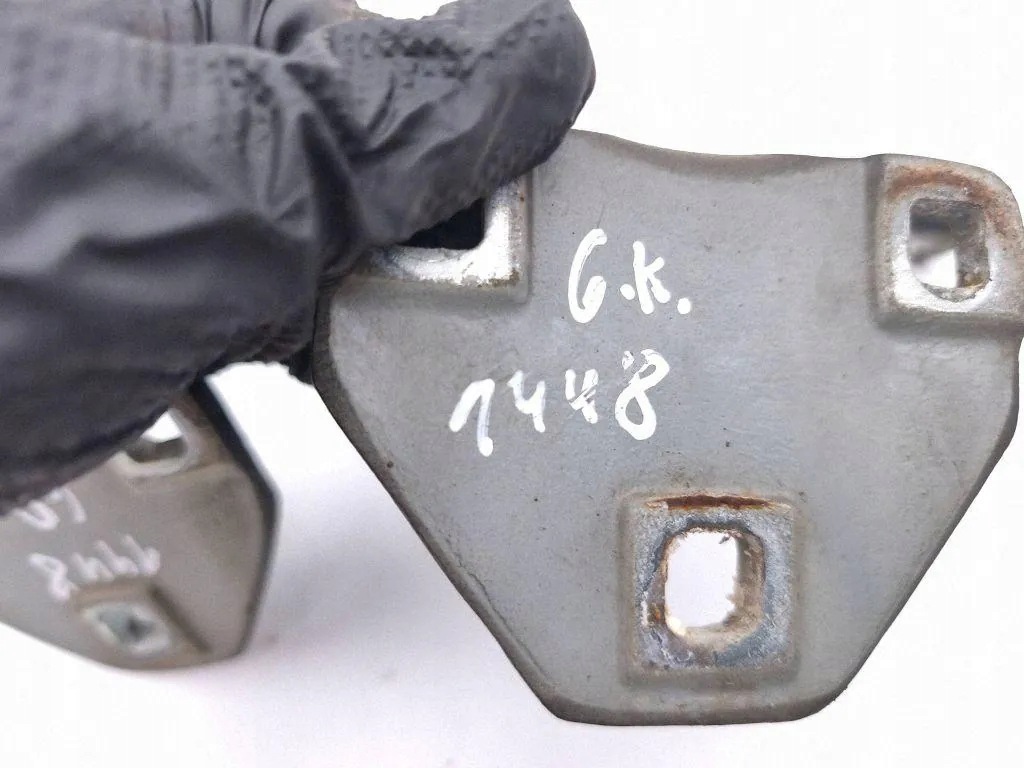 Vänster bakluckegångjärn L405 CPLA429A15A image 6